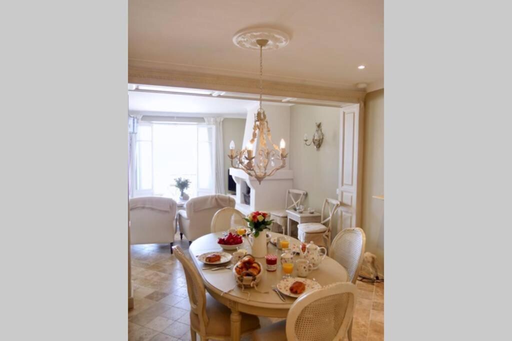Bord De Mer - Ac, Wifi, Chic, Sea View, Beach 2 Minutes Walk Antibes Eksteriør billede